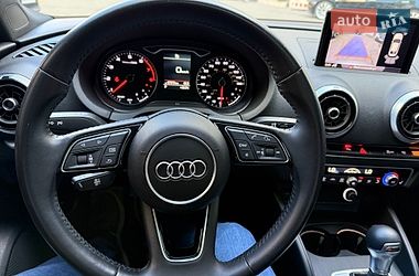 Седан Audi A3 2020 в Киеве