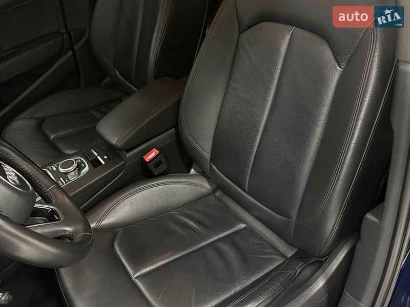 Седан Audi A3 2016 в Одессе