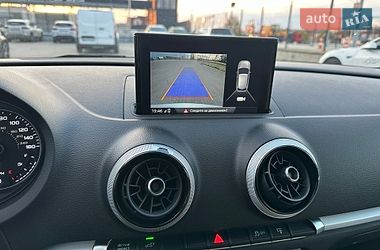 Хетчбек Audi A3 2016 в Чернівцях