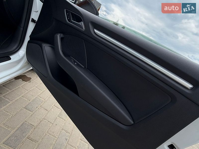 Кабриолет Audi A3 2015 в Стрые