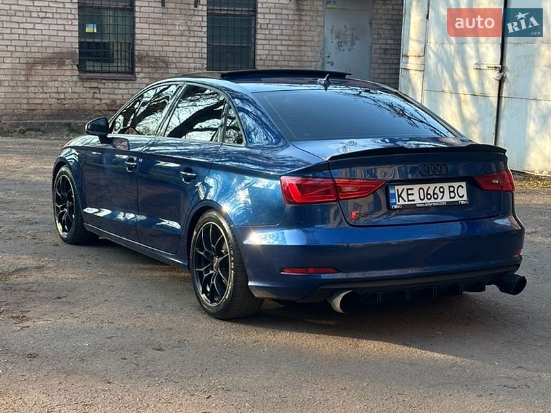 Седан Audi A3 2014 в Кривому Розі