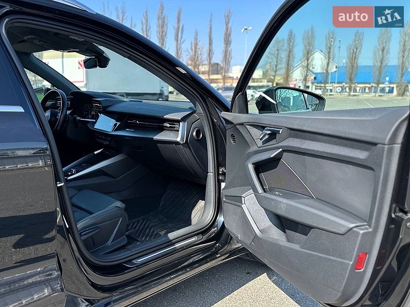 Хэтчбек Audi A3 2021 в Киеве