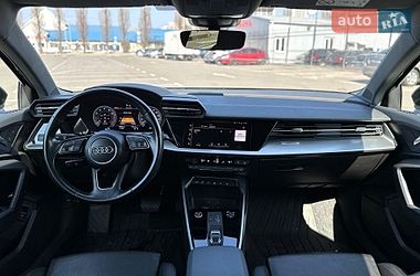 Хэтчбек Audi A3 2021 в Киеве