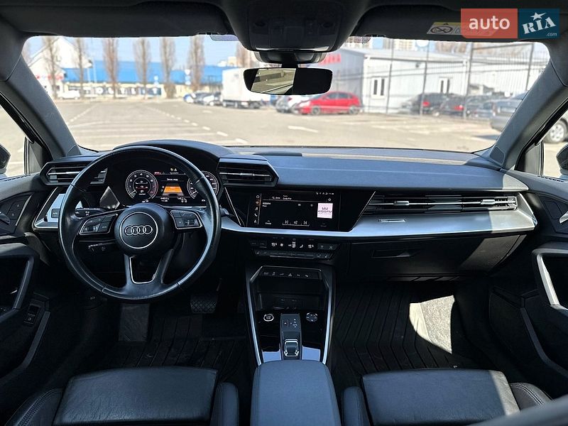Хэтчбек Audi A3 2021 в Киеве