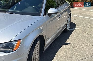 Седан Audi A3 2015 в Киеве