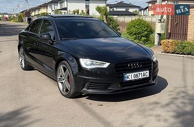 Седан Audi A3 2016 в Киеве
