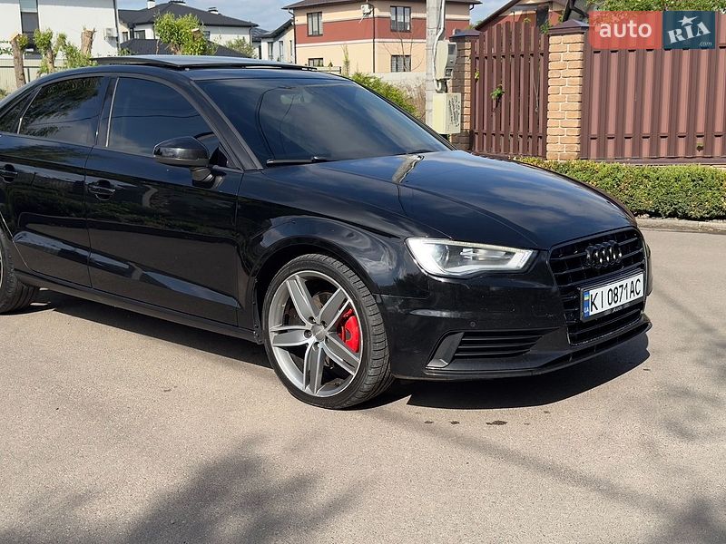 Седан Audi A3 2016 в Киеве