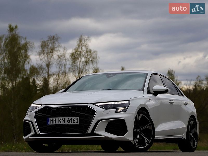 Седан Audi A3 2021 в Трускавці
