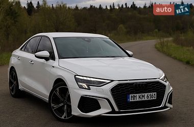 Седан Audi A3 2021 в Трускавці