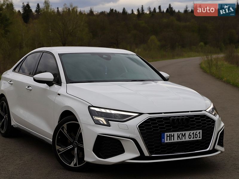 Седан Audi A3 2021 в Трускавці