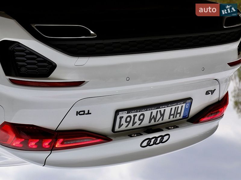 Седан Audi A3 2021 в Трускавці