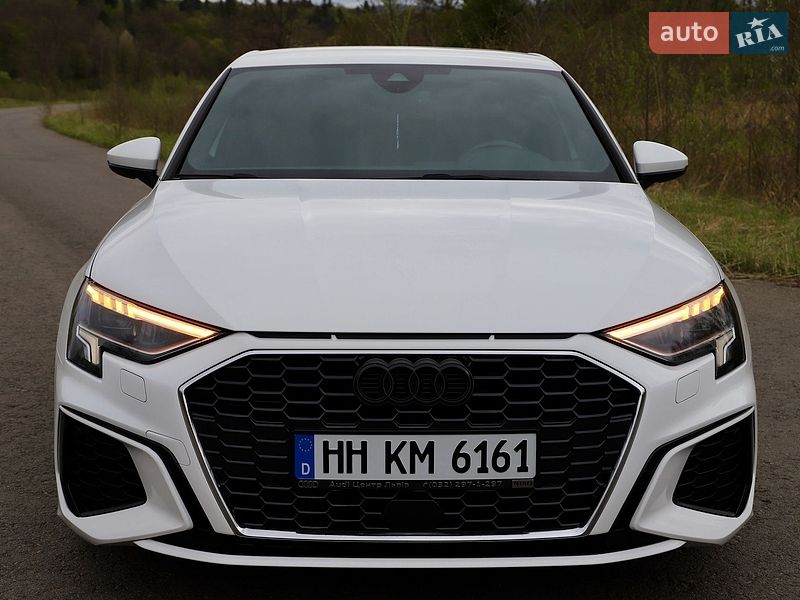 Седан Audi A3 2021 в Трускавці