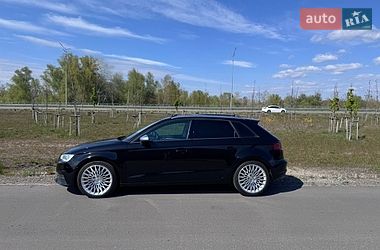 Хэтчбек Audi A3 2016 в Киеве