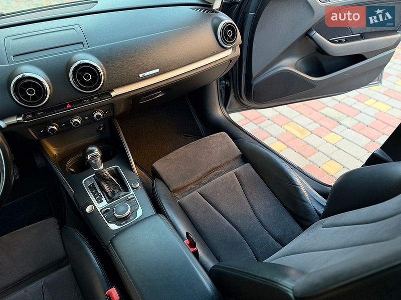 Хетчбек Audi A3 2016 в Одесі