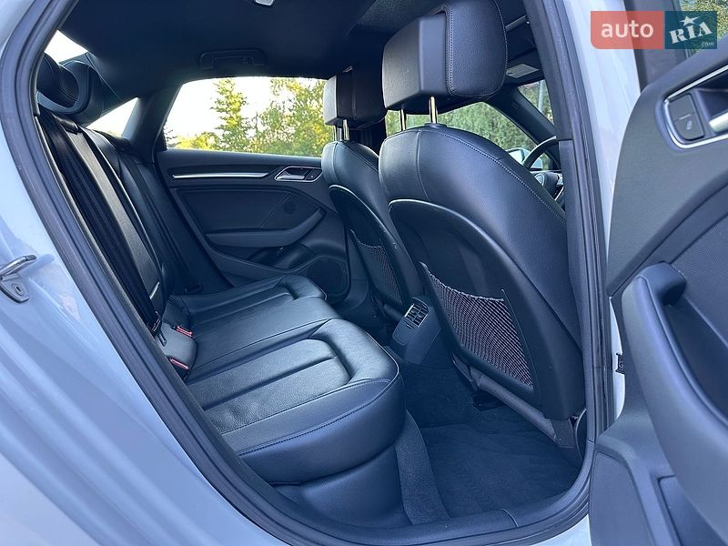 Седан Audi A3 2019 в Днепре