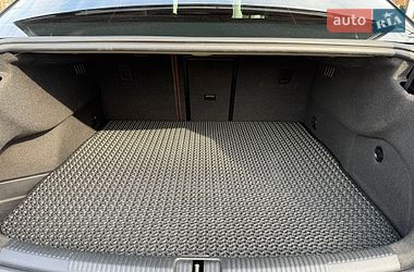 Седан Audi A3 2015 в Виннице