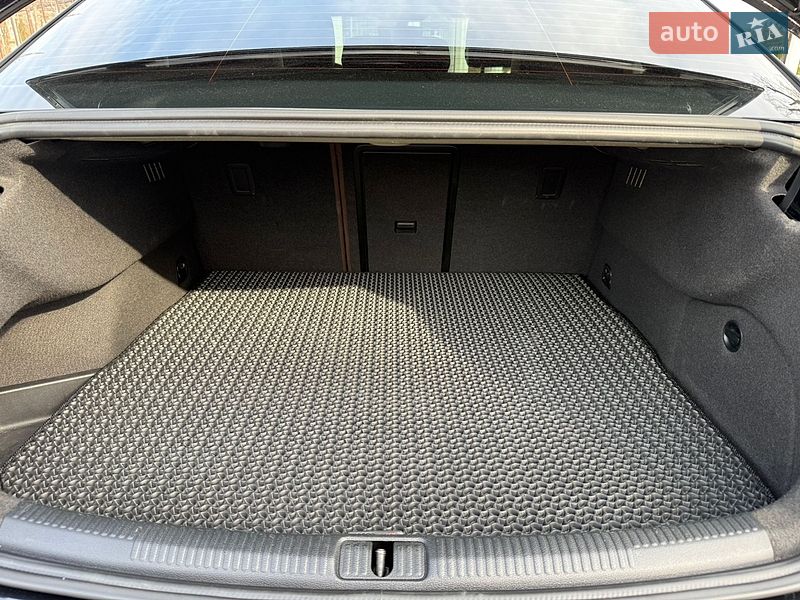 Седан Audi A3 2015 в Виннице