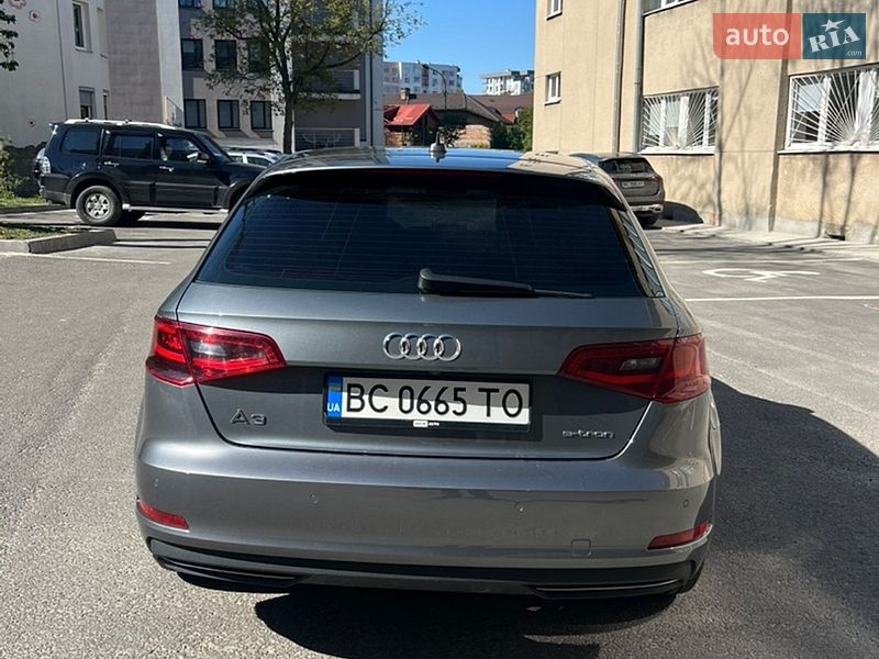 Хетчбек Audi A3 2015 в Львові