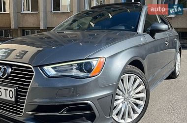 Хетчбек Audi A3 2015 в Львові