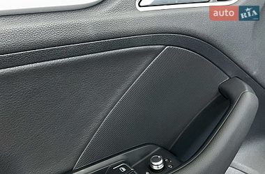 Седан Audi A3 2016 в Львове