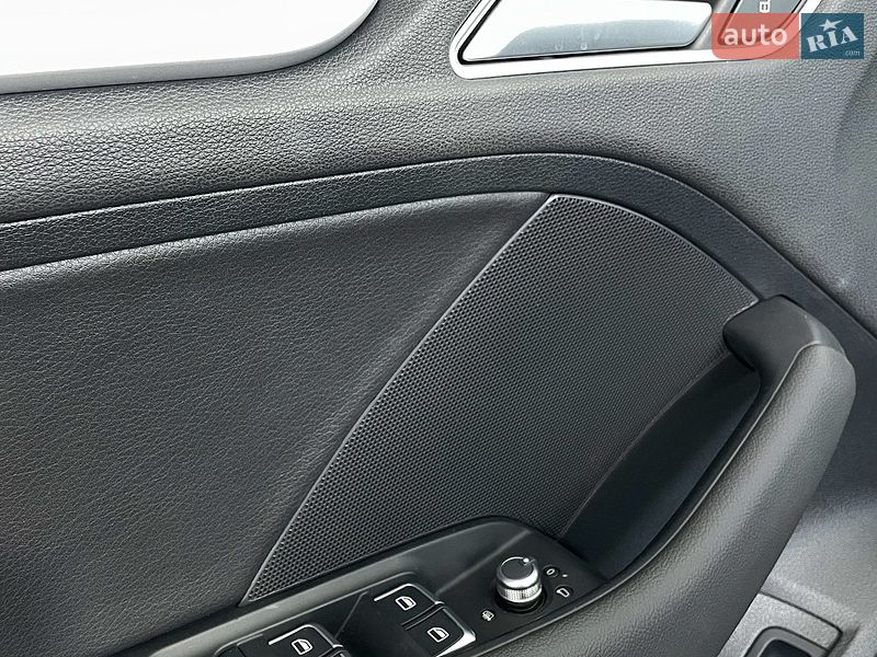 Седан Audi A3 2016 в Львове