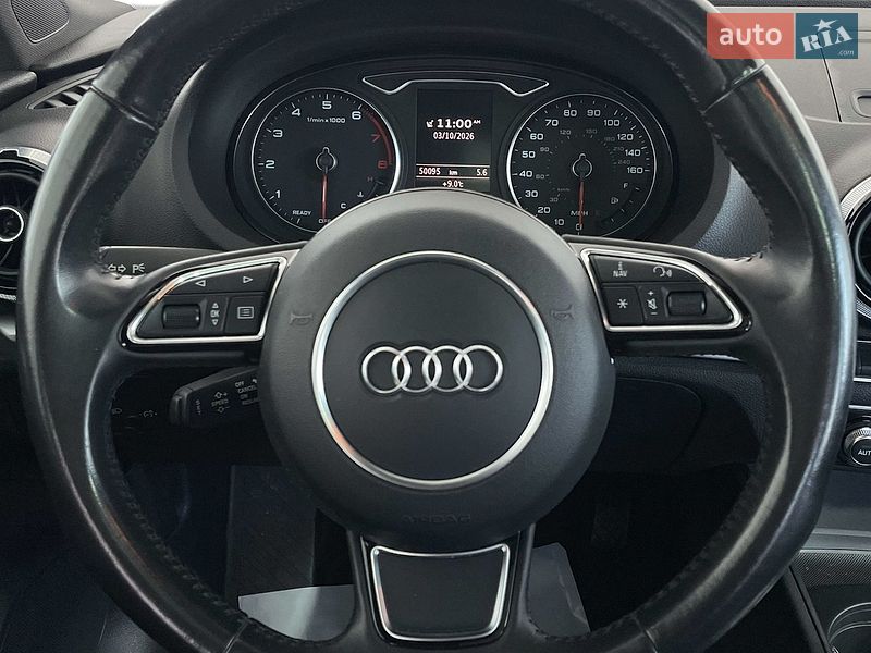 Седан Audi A3 2016 в Львове