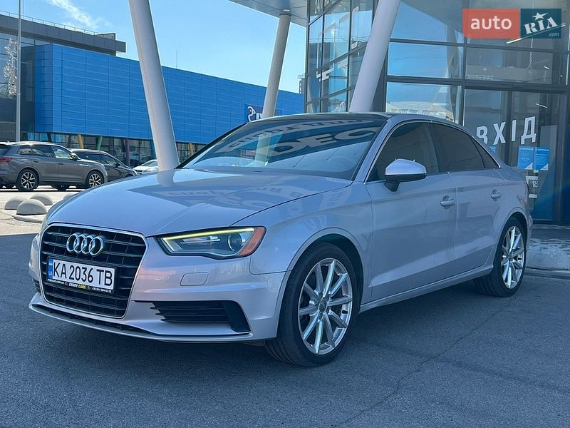 Седан Audi A3 2014 в Киеве