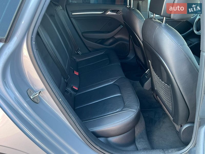 Седан Audi A3 2014 в Киеве