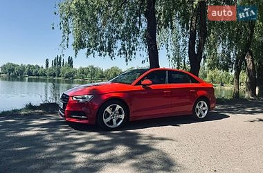 Седан Audi A3 2016 в Ровно