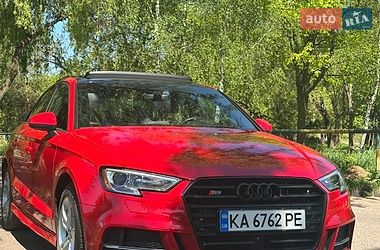 Седан Audi A3 2016 в Ровно