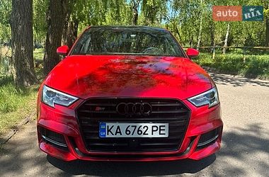 Седан Audi A3 2016 в Ровно