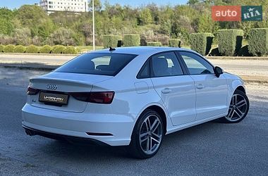 Седан Audi A3 2019 в Днепре