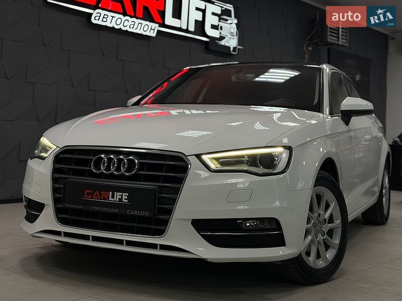 Хэтчбек Audi A3 2015 в Тернополе