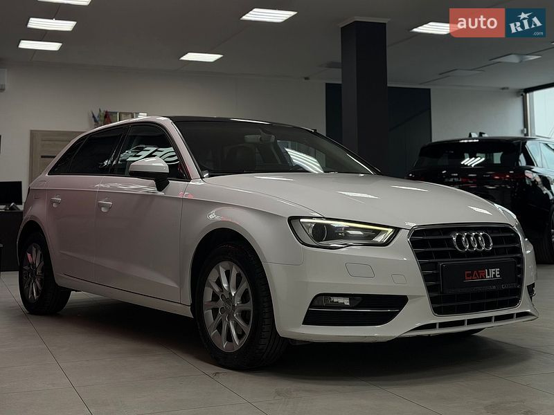 Хетчбек Audi A3 2015 в Тернополі