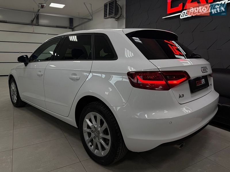 Хетчбек Audi A3 2015 в Тернополі