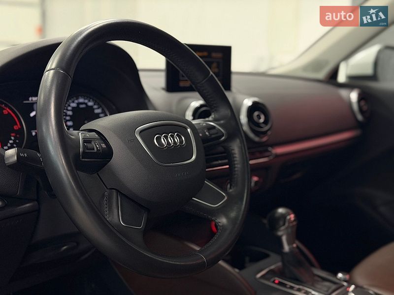 Хетчбек Audi A3 2015 в Тернополі