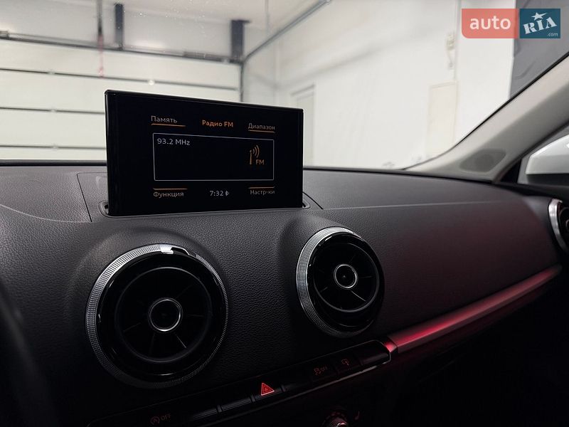 Хетчбек Audi A3 2015 в Тернополі