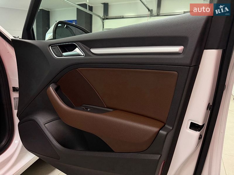 Хэтчбек Audi A3 2015 в Тернополе