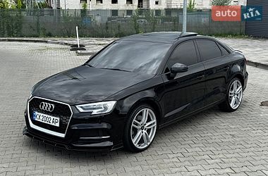 Седан Audi A3 2018 в Харкові