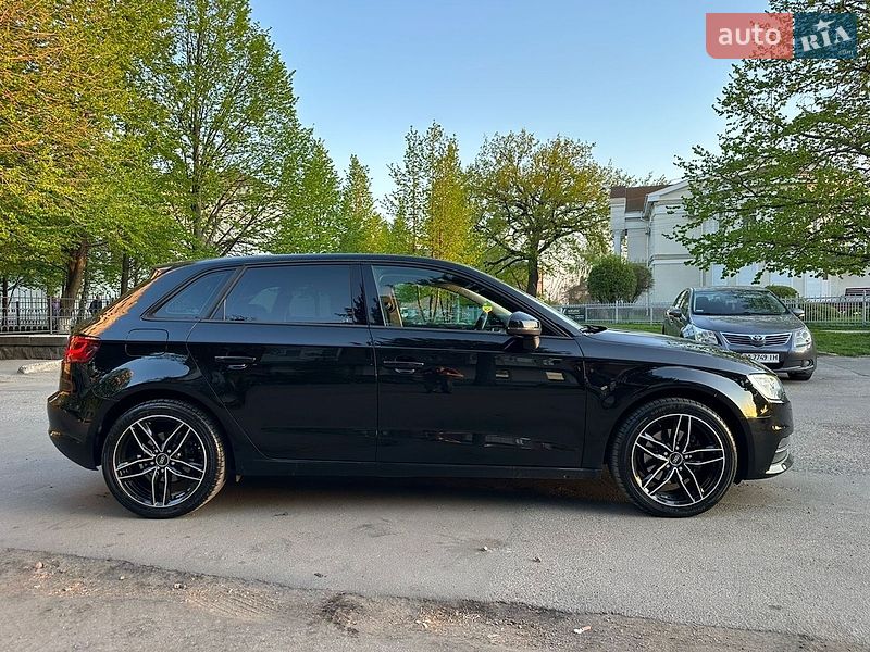 Хетчбек Audi A3 2015 в Умані фото 12 Хетчбек Audi A3 2015 в Умані
