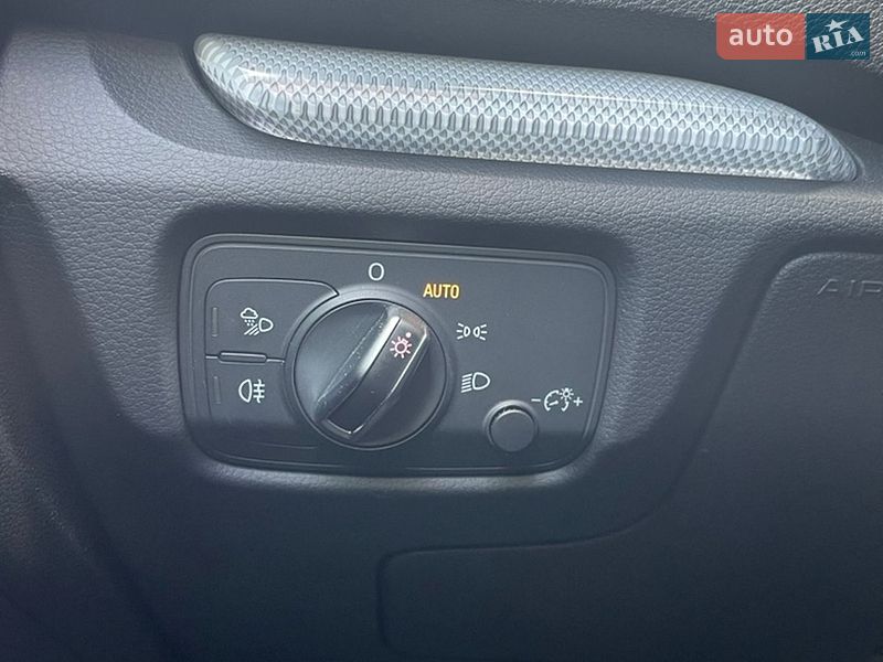 Хетчбек Audi A3 2016 в Львові
