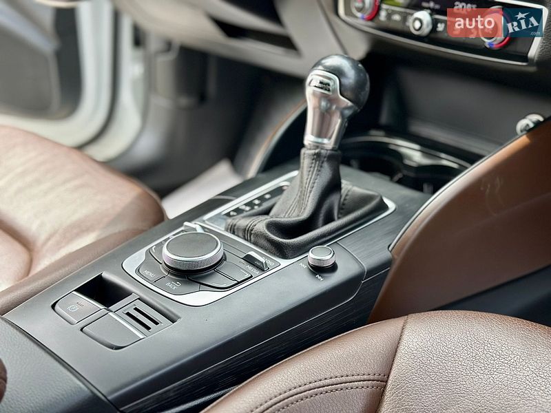 Седан Audi A3 2015 в Києві