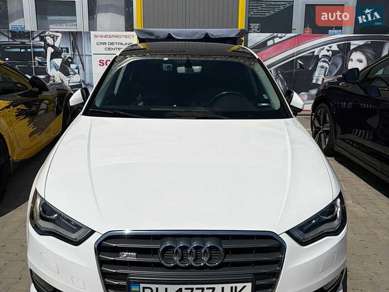 Хэтчбек Audi A3 2015 в Измаиле
