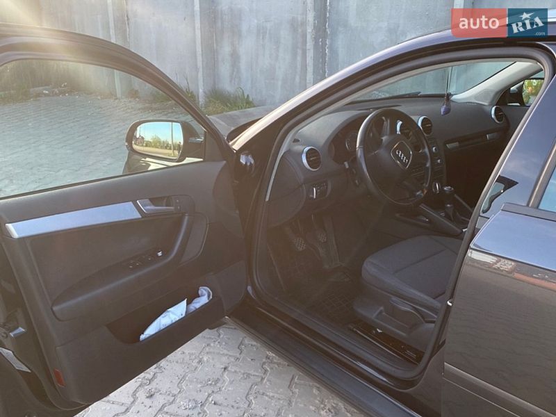 Хетчбек Audi A3 2011 в Дрогобичі фото 24 Хетчбек Audi A3 2011 в Дрогобичі