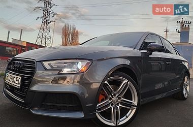 Седан Audi A3 2018 в Вінниці