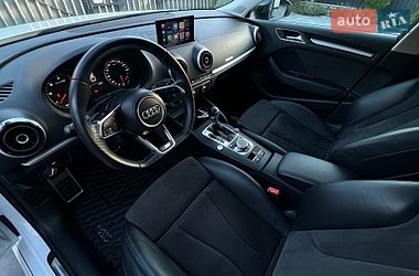 Хетчбек Audi A3 2016 в Києві