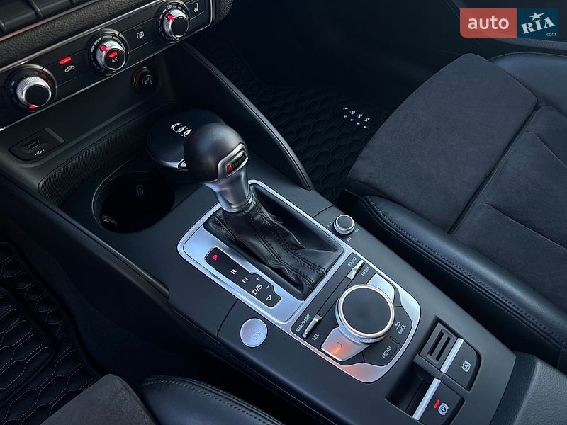 Хетчбек Audi A3 2016 в Києві