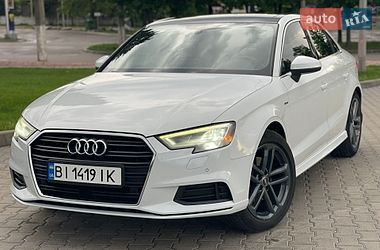 Седан Audi A3 2016 в Кременчуці