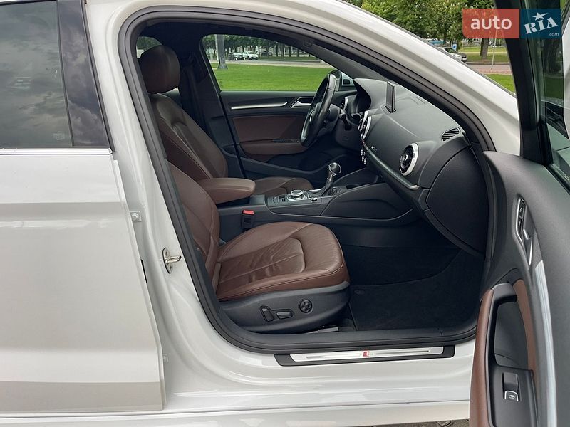 Седан Audi A3 2016 в Кременчуці