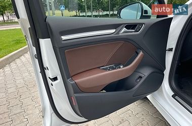 Седан Audi A3 2016 в Кременчуці